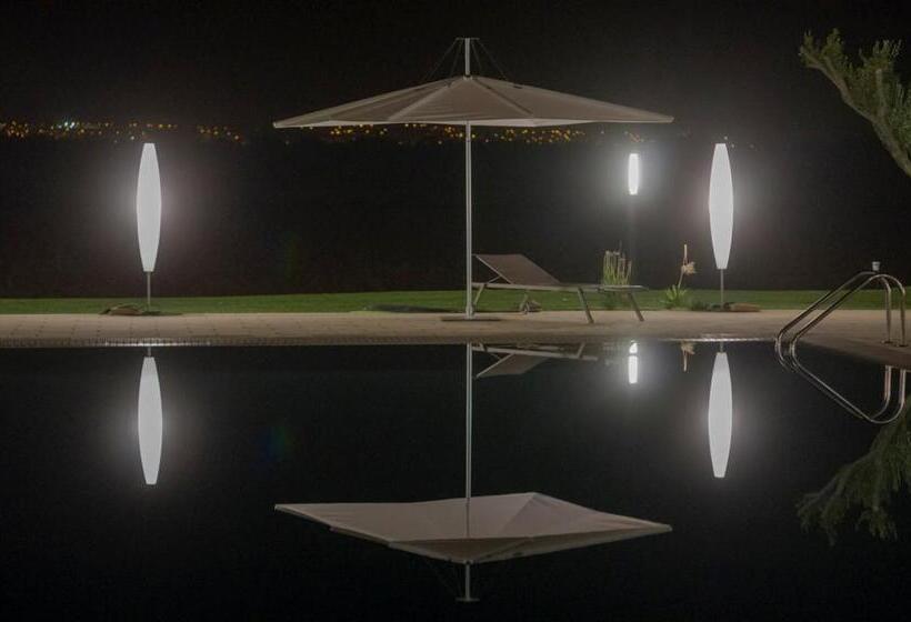 בית מלון כפרי Tenutayala   Residenza Agrituristica