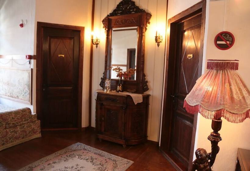 پانسیون Aslibey Konagi   Adults Only