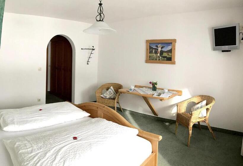 Пансион Gästehaus Pointner