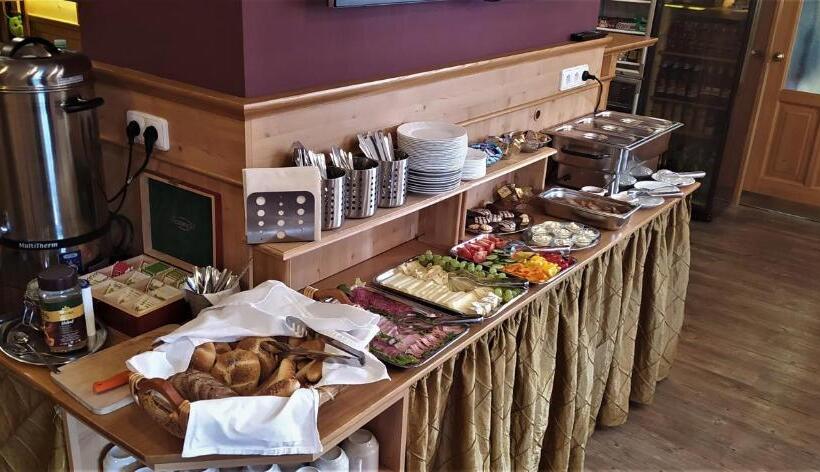 بنسيون Harrachovská Hacienda