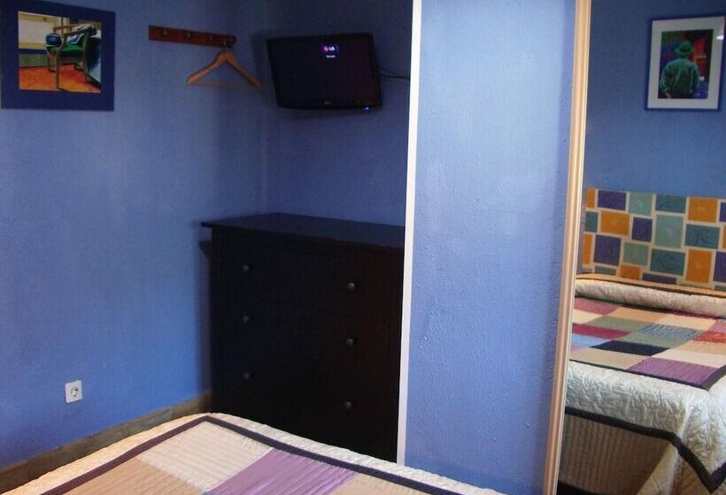 بنسيون Hospedaje Senda Del Huerna