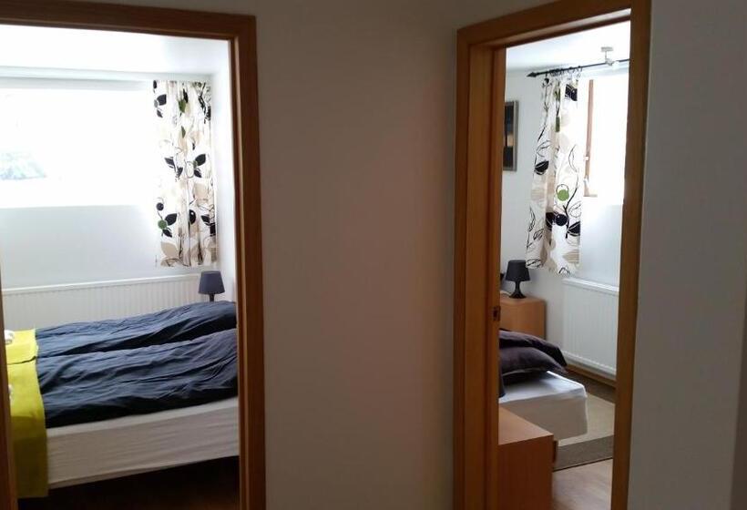 پانسیون Lagarfell Studios