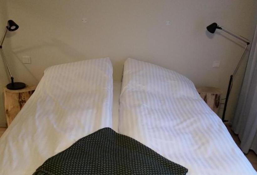 پانسیون Lagarfell Studios