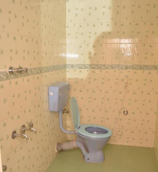 פנסיון Siva Residency