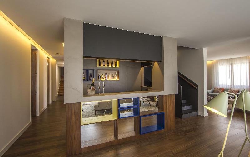 پانسیون Somewhere  Estoril Guesthouse