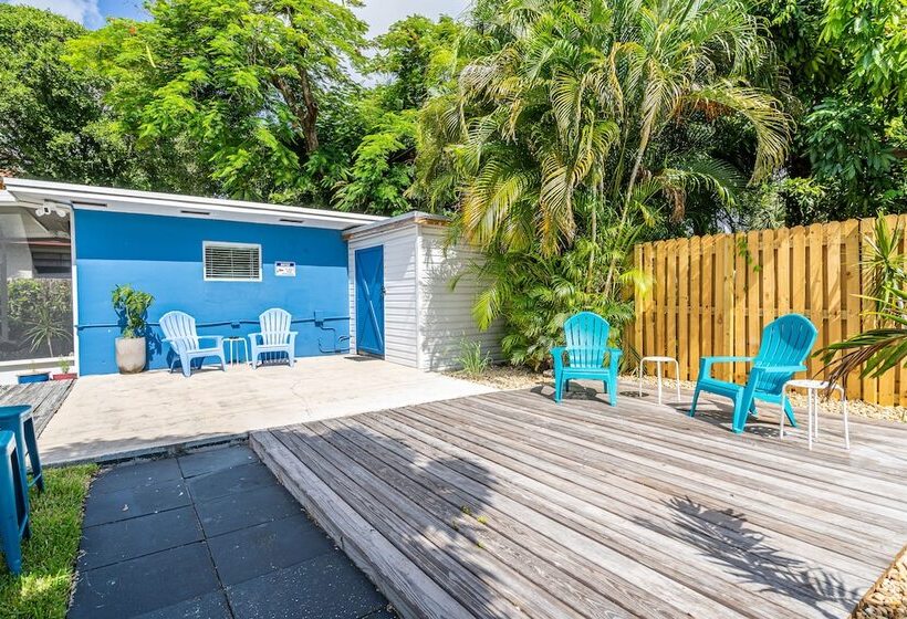 膳宿费 The Blue House Fort Lauderdale