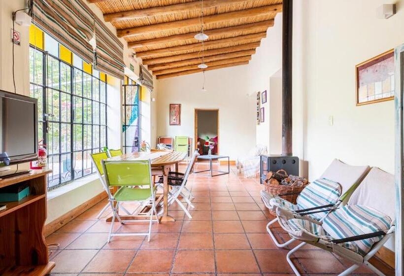 Hostel Avalenn, Casa De Campo