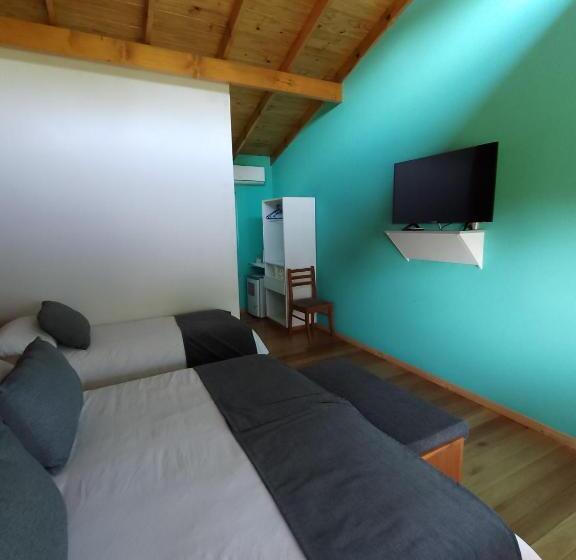 הוסטל El Montenegrino