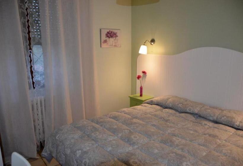 فندق Agriturismo Valle Verde