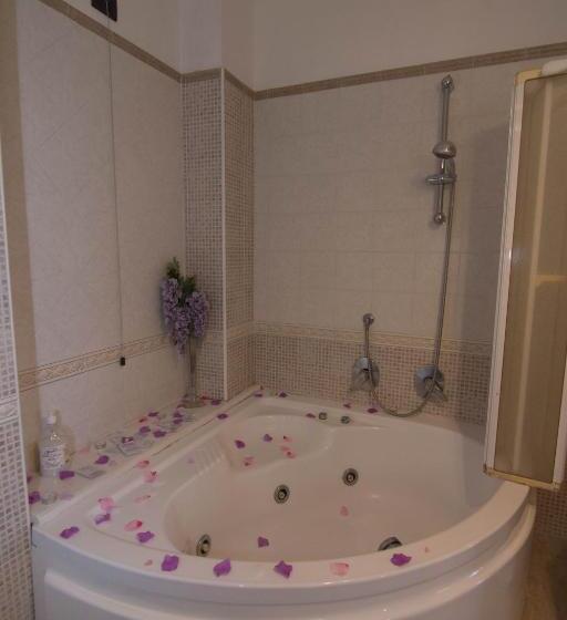 בית מלון כפרי Il Falco Del Cilento