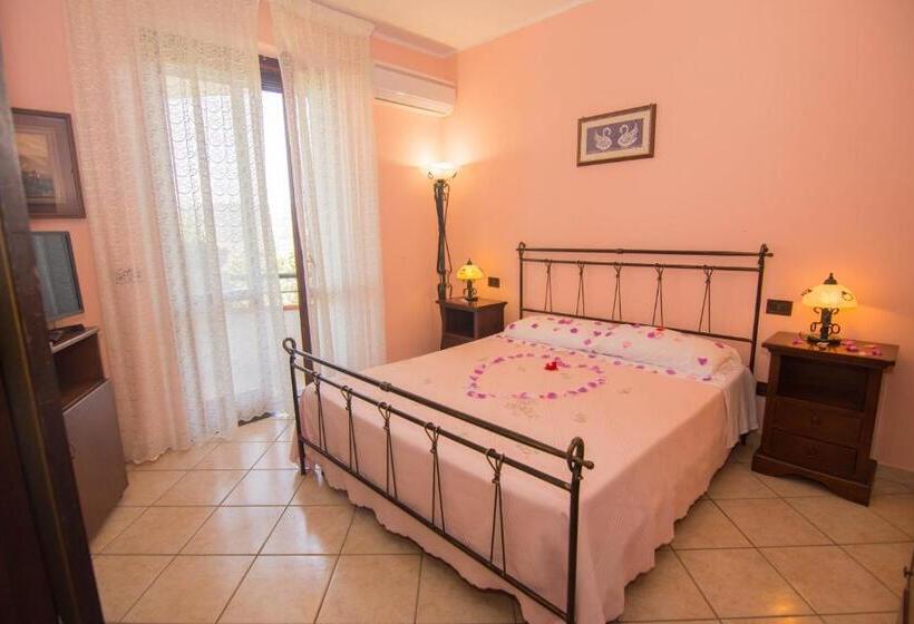 בית מלון כפרי Il Falco Del Cilento