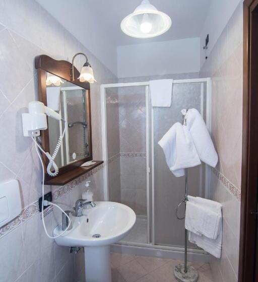 בית מלון כפרי Il Falco Del Cilento