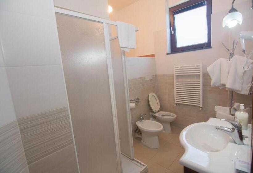 בית מלון כפרי Il Falco Del Cilento