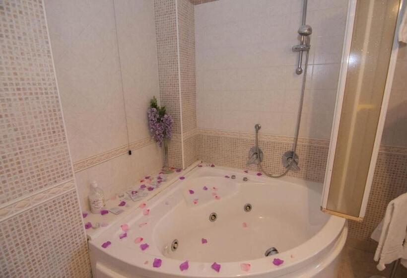 בית מלון כפרי Il Falco Del Cilento