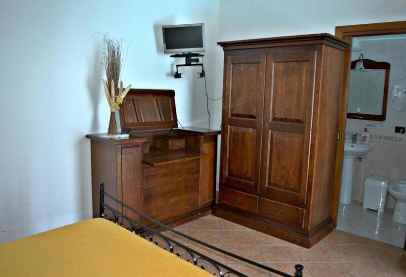 בית מלון כפרי Il Falco Del Cilento