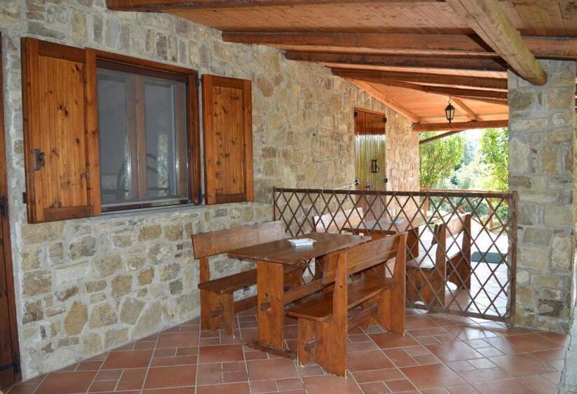 בית מלון כפרי Il Falco Del Cilento