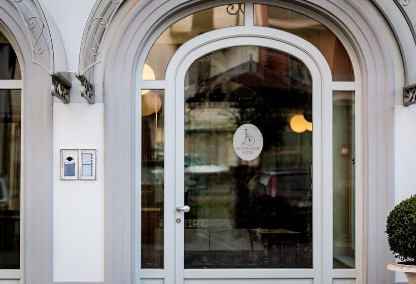 Отель Monteverde