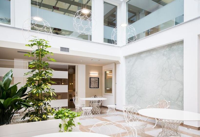 Отель Monteverde