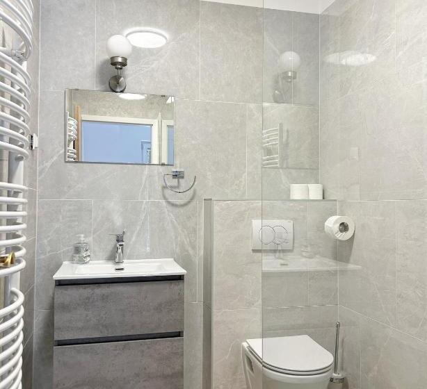 پانسیون Apartment And Rooms Maraton