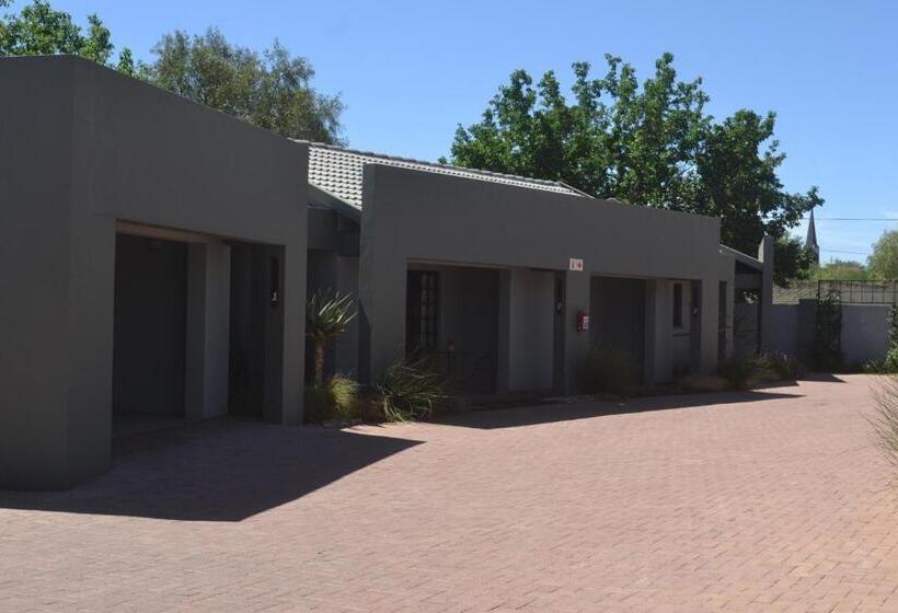 بنسيون Be At Home Guesthouse