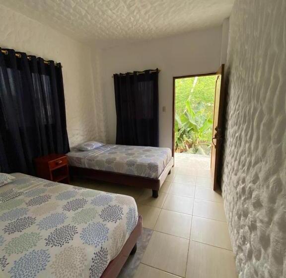 بنسيون Casa De Heidi