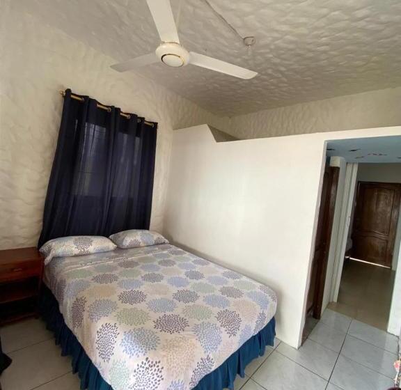 بنسيون Casa De Heidi