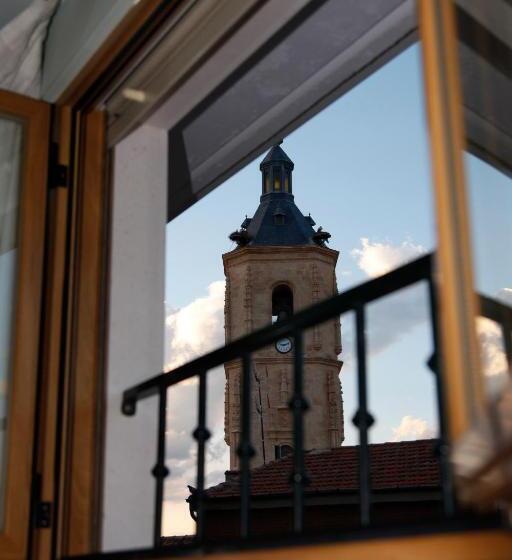ペンション Hostal La Granja