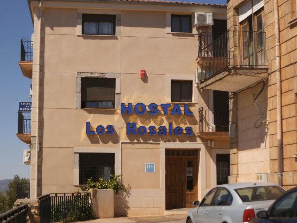 פנסיון Hostal Los Rosales