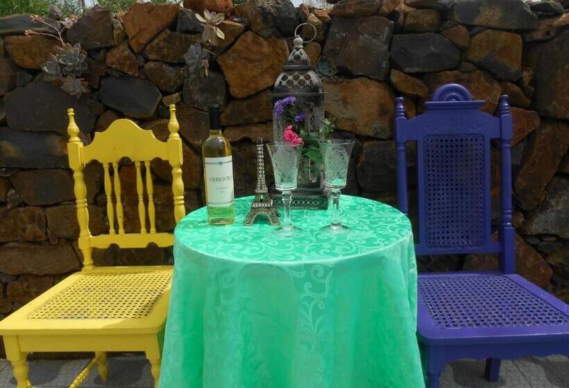 بنسيون La Petite France