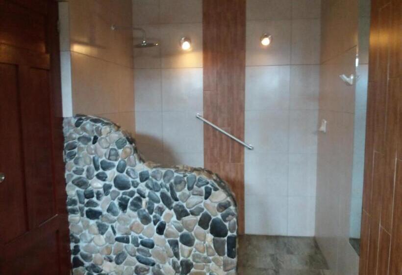 پانسیون Las Orquídeas Hotel 3 Estrellas