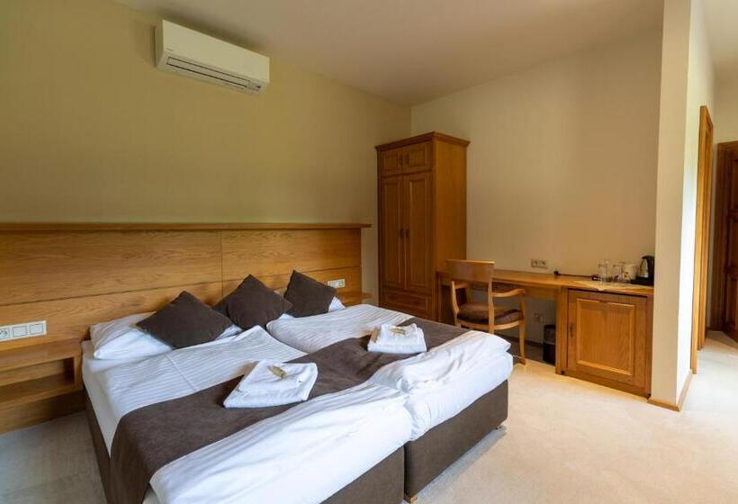 بنسيون Lovecká Bašta