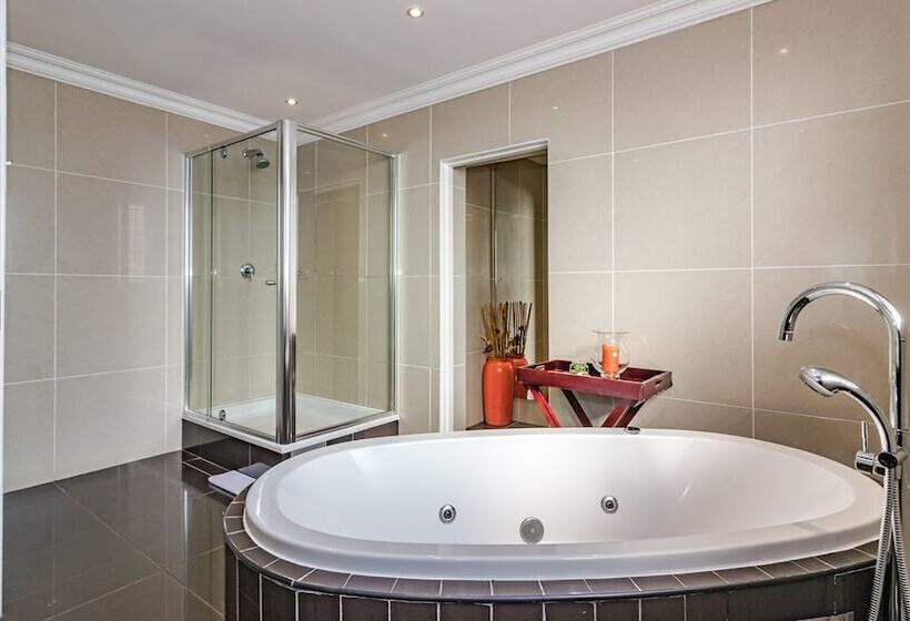 بنسيون Silver Oaks Boutique