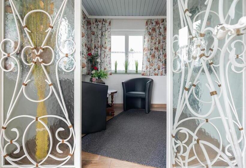 بنسيون Siri's Einkehr