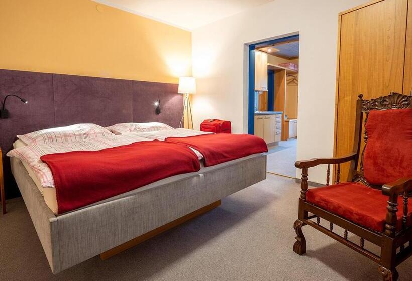 بنسيون Siri's Einkehr