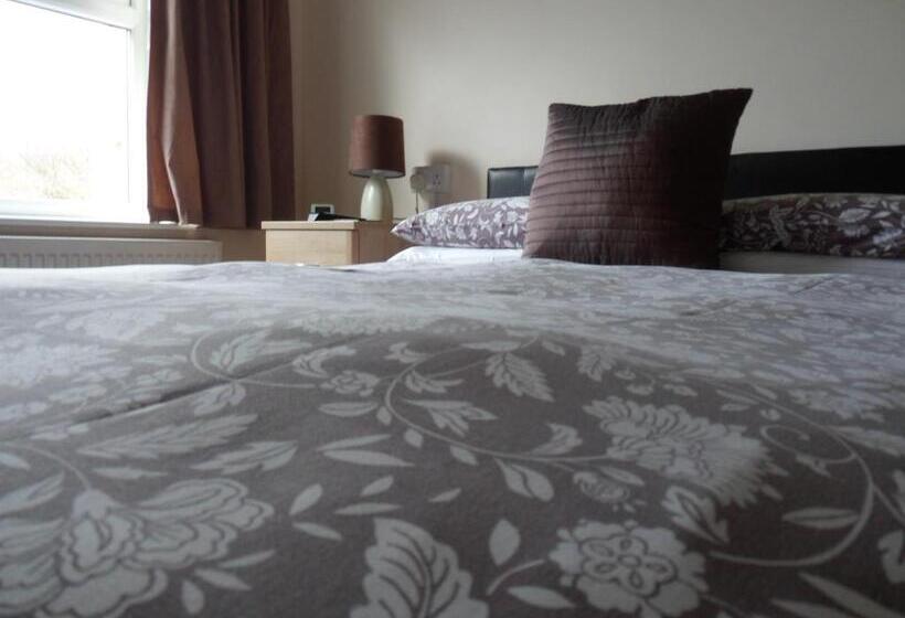 펜션 Strathallan Guest House