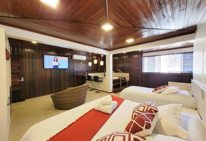 ペンション Vinícola & Pousada Terragnolo