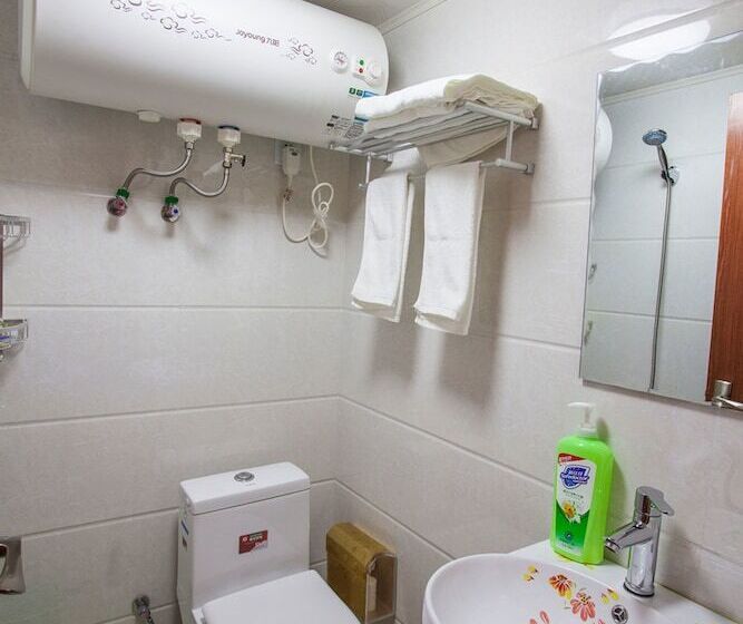 Pensjonat Wuzhen Helan Bridge Inn