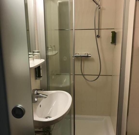 ユースホステル Alpengasthof Grobbauer