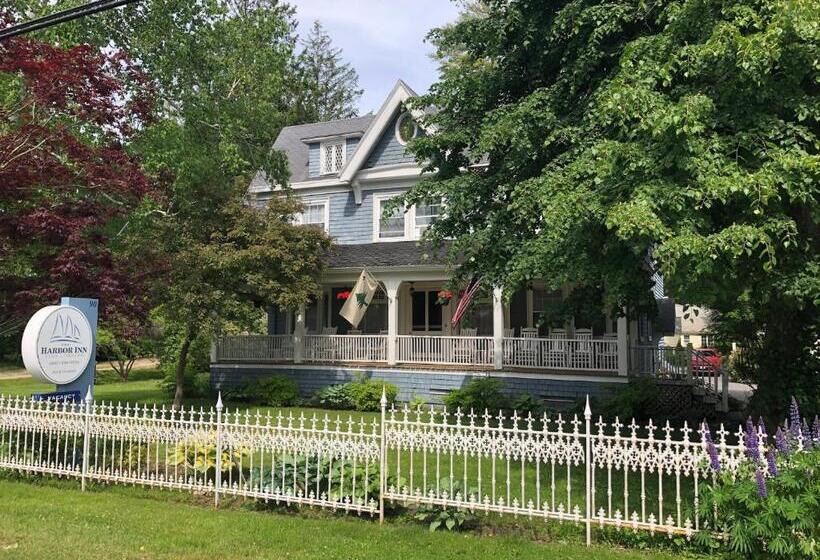 호스텔 The Harbor Inn