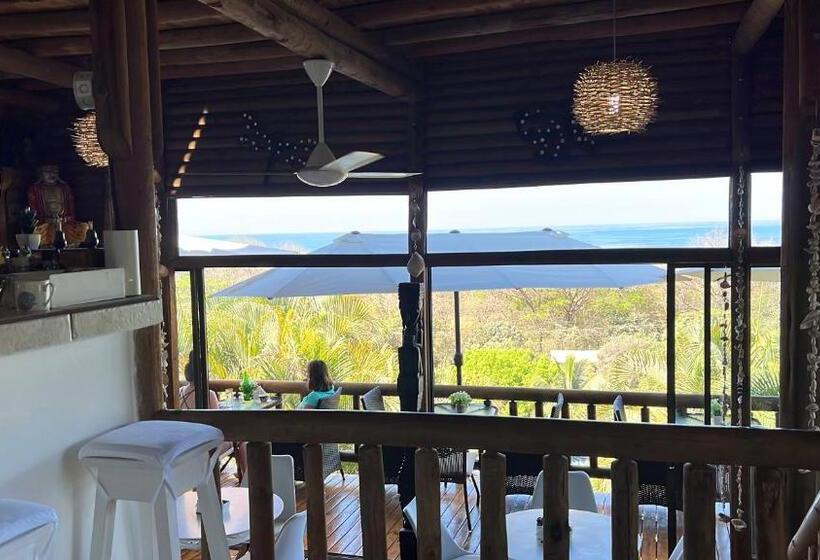 Horizon Hotel & Yoga Center