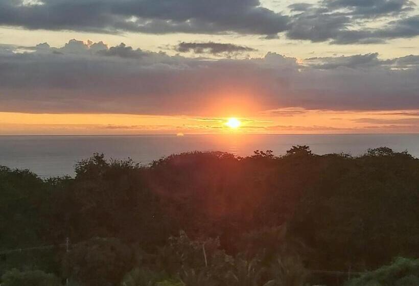 Horizon Hotel & Yoga Center