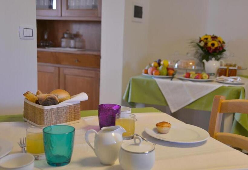 בית מלון כפרי Agriturismo Puntarelle