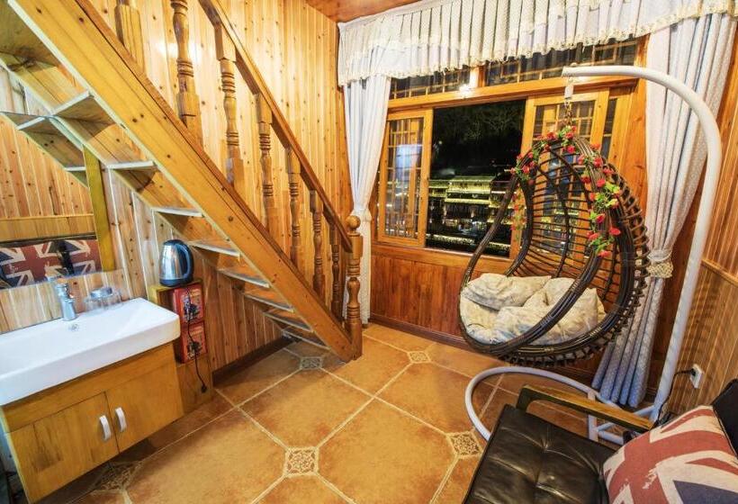 膳宿费 Fenghuang Memory Linjiang Inn