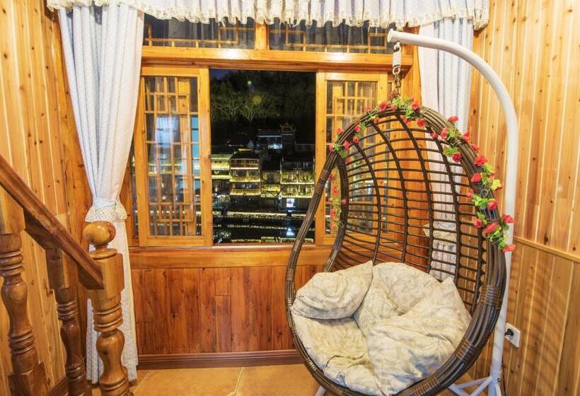 膳宿费 Fenghuang Memory Linjiang Inn