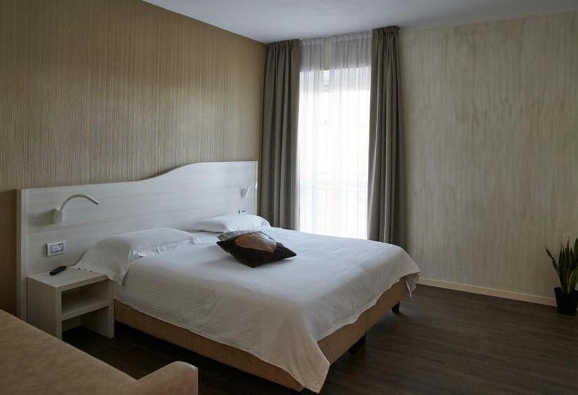 פנסיון Foresteria La Torretta