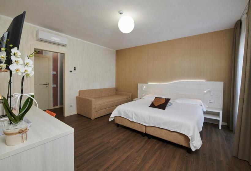 פנסיון Foresteria La Torretta