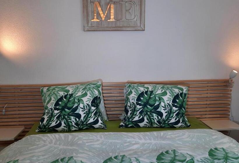 פנסיון Guesthouse Petit Pré