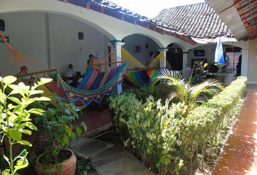 펜션 Hostal El Jardin