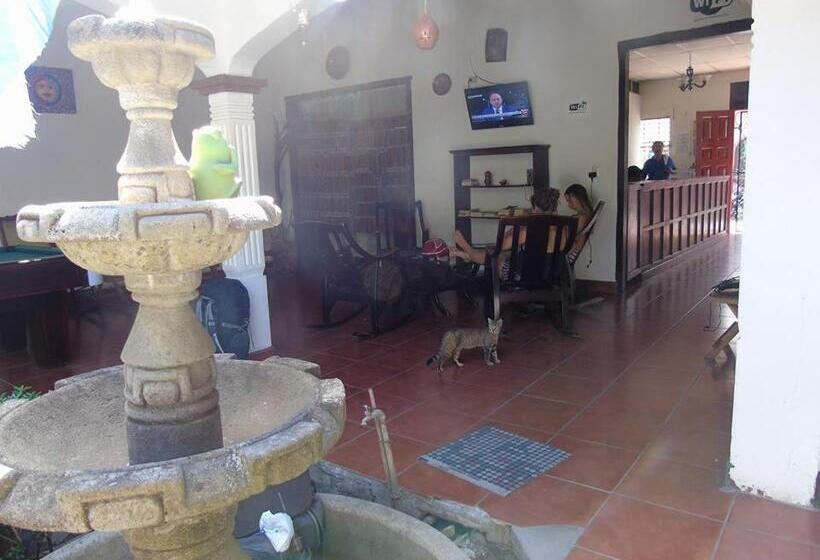 펜션 Hostal El Jardin