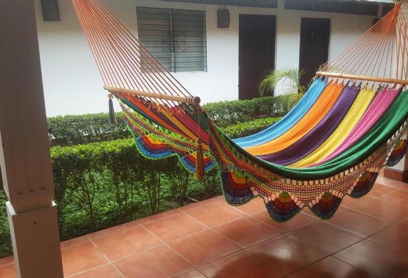 펜션 Hostal El Jardin